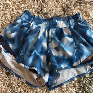 Lulu lemon hotty hot shorts